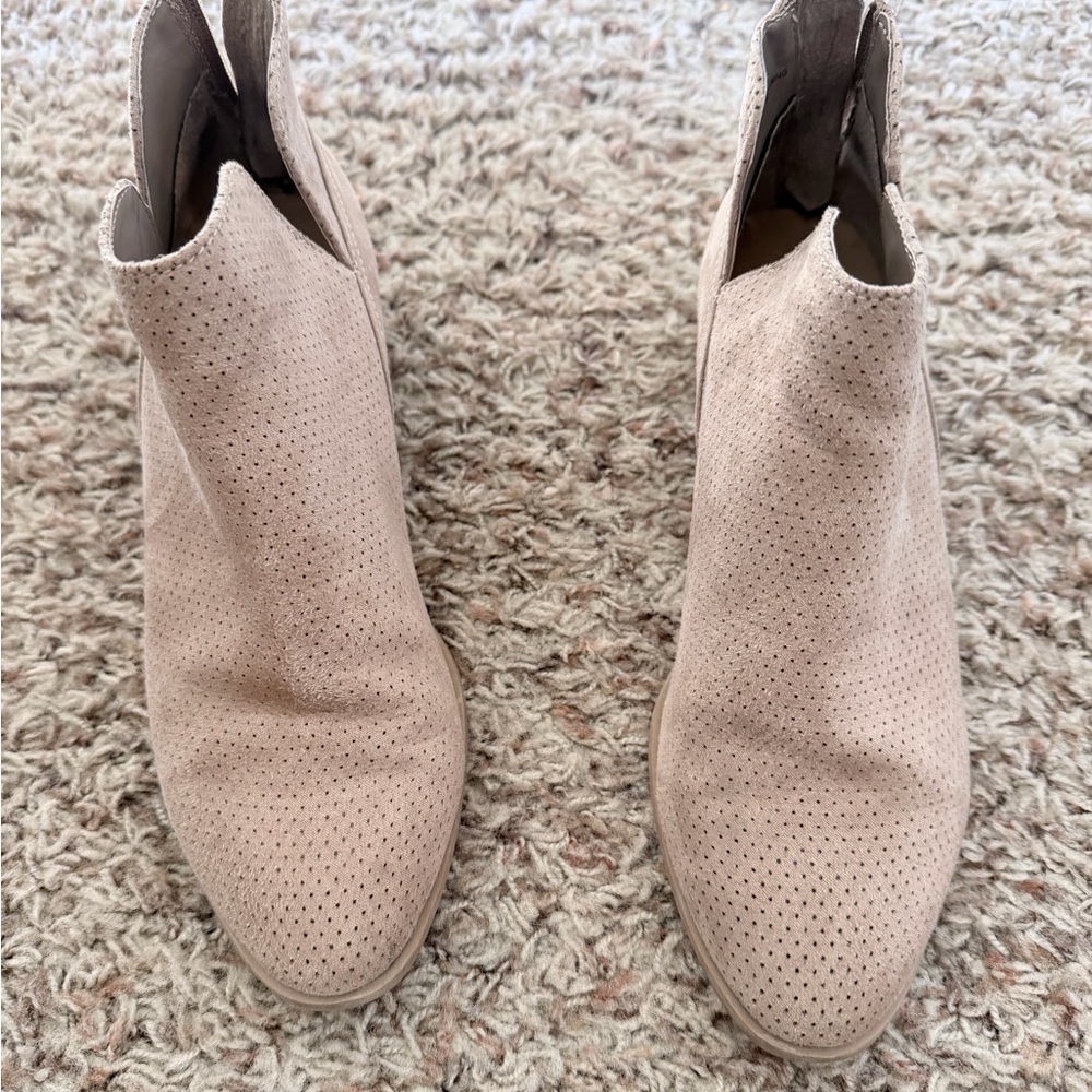Women’s Beige Ankle Boots